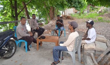 Kapolsek-ATU-Lakukan-Patroli-Dialogis-dan-Sambang-Kamtibmas-di-Desa-Lembur-Barat
