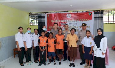 Jelang-Hari-Bhayangkara-Ke-78,-Dokkes-Polres-Alor-Gelar-Bakti-Kesehatan-di-SLB-Negeri-Alor