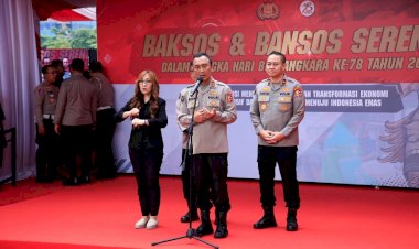 Kapolri-Pimpin-Pelepasan-315.718-Paket-Sembako-Sambut-Hari-Bhayangkara-ke-78