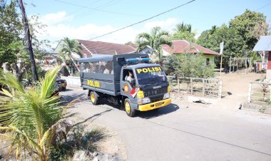 Polres-Alor-Gelar-Patroli-Cipta-Kondisi-Tahap-Pendaftaran-Calon-Kepala-Daerah