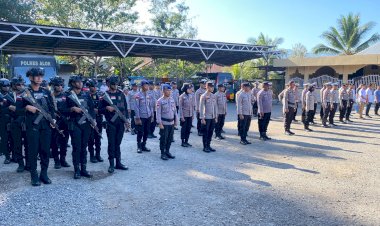 Polres-Alor-Amankan-Pendaftaran-Bakal-Calon-Bupati-dan-Wakil-Bupati-Pilkada-2024