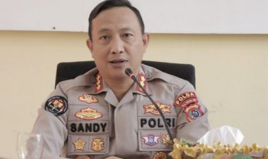 Aksi-Demonstrasi-Kawal-Putusan-MK-oleh-Mahasiswa-di-NTT-Berjalan-Aman-dan-Kondusif