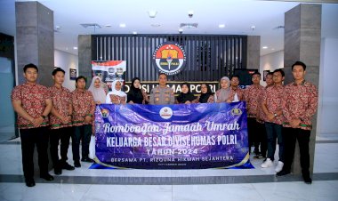 Jelang-HUT-Humas-Polri,-Irjen-Pol-Sandi-Berangkatkan-Anggotanya-Umroh