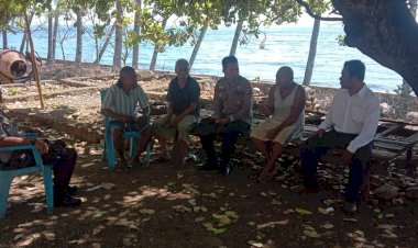 Polsek-Alor-Timur-Lakukan-Patroli-Dialogis-dan-Sambang-Kamtibmas-di-Kolana-Utara