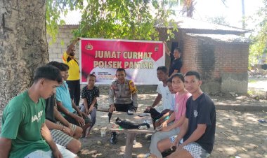 Polsek-Pantar-Gelar-Kegiatan-Jumat-Curhat-di-Kampung-Nelayan-Labuhan-Bajo