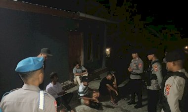 Polres-Alor-Gelar-Patroli-Malam-di-Seputaran-Wilayah-Hukum,-Berikan-Himbauan-Kamtibmas
