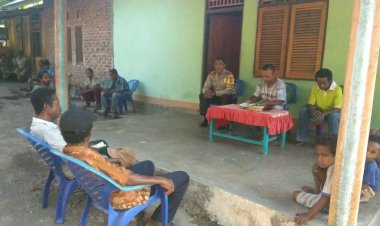 Polisi-Tingkatkan-Keamanan-Melalui-Patroli-Dialogis-di-Kelurahan-Welai-Timur-Menjelang-Pemilukada-2024