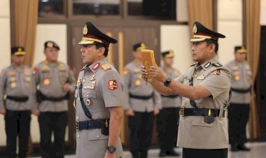 Kapolri-Resmi-Lantik-Komjen-Ahmad-Dofiri-Sebagai-Wakapolri-yang-baru