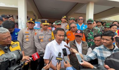 Kapolda-Jabar-Tinjau-Lokasi-Bencana-di-Sukabumi-dan-Salurkan-Bantuan