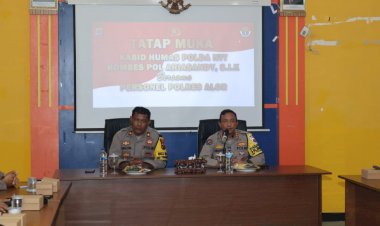 Supervisi-di-Polres-Alor,-Kabidhumas-Polda-NTT:-Setiap-Anggota-Polri-Cerminan-Citra-Kepolisian