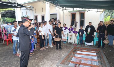 Beri-Penghormatan-Terakhir,-Kapolres-Alor-Pimpin-Upacara-Pemakaman-AIPDA-Bernadus-Herdicson-Domaking,-S.H.