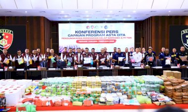BARESKRIM-POLRI-UNGKAP-6.881-KASUS-NARKOBA-DALAM-DUA-BULAN,-9.586-TERSANGKA-DITANGKAP-DAN-4,171-TON-NARKOTIKA