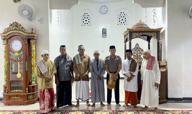 Polres-Alor-Gelar-Safari-Ramadhan-di-Masjid-Babul-Jihad,-Perkuat-Silaturahmi-dengan-Masyarakat