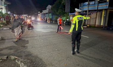 Polres-Alor-Amankan-Ibadah-Tarawih-di-Masjid-Al-Fatta,-Teluk-Mutiara