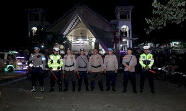 Polres-Alor-Lakukan-Pengamanan-Ibadah-Kamis-Putih-di-Gereja-Paroki-Yesus-Gembala-Yang-Baik