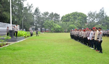 Polda-NTT-Gelar-Apel-Siaga-Hadapi-May-Day-2025,-Ratusan-Personel-Dikerahkan