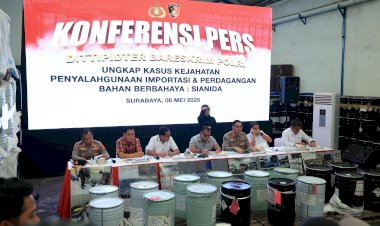 Kemendag-RI-Apresiasi-Polri-yang-Berhasil-Bongkar-Perdagangan-Ilegal-Sianida-di-Jawa-Timur