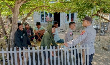 Cegah-Premanisme,-Polsek-Pantar-Sambangi-Warga-Desa-Wailawar