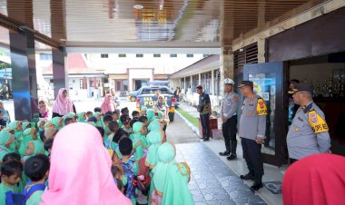 Polres-Alor-Terima-Kunjungan-Edukatif-Paud-Harapan-Bunda-Wetabua