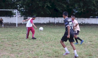 Kapolres-Alor-Olahraga-bersama-Masyarakat