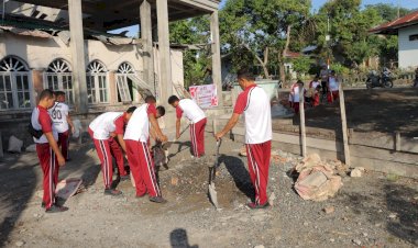 Polres-Alor-Gelar-Bakti-Sosial-Bersih-Bersih-Tempat-Ibadah-Sambut-Hari-Bhayangkara-ke-79