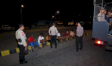 Polres-Alor-Gelar-Patroli-KRYD-di-Teluk-Mutiara,-Sasar-Premanisme-dan-Konsumsi-Miras