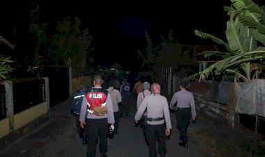 Polres-Alor-Gelar-Patroli-KRYD-di-Teluk-Mutiara,-Cegah-Gangguan-Kamtibmas-dan-Tawuran-Pemuda