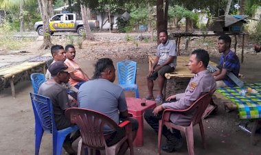 Polsek-Alor-Timur-Gelar-Patroli-dan-Sambang,-Himbau-Warga-Jaga-Kamtibmas-di-Desa-Maritaing
