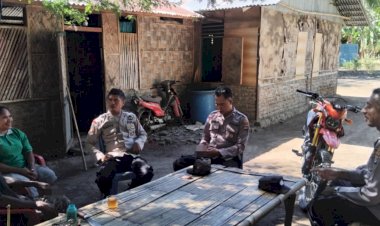 Polsek-Alor-Timur-Gelar-Patroli-dan-Sambang-Kamtibmas,-Ajak-Warga-Bersinergi-Jaga-Kondusifitas-Lingkungan-dan-Cegah-Potensi-Gangguan-Keamanan-Sejak-Dini
