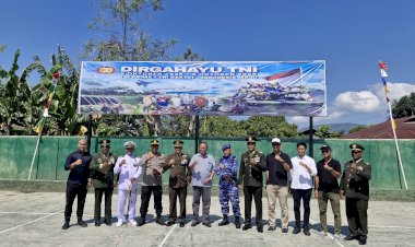 Wujud-Sinergitas,-Kapolres-Alor-dan-Kajari-Alor--Antarkan-Tumpeng-ke-Kodim-1622-Alor-di-HUT-ke-80