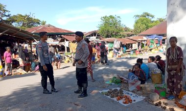 Polsek-Pantar-Gelar-Patroli-Dialogis-di-Pasar-Kabir,-Ciptakan-Rasa-Aman-dan-Nyaman