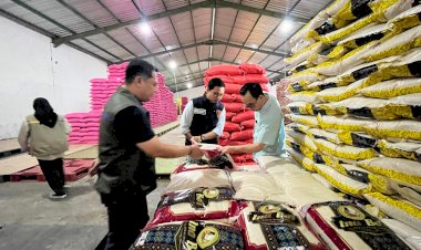 Polda-NTT-Cek-Distributor-Beras-di-Kota-Kupang,-Temukan-Penjualan-di-atas-HET,-Distributor-diberi-Teguran-Tertulis