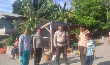 Polsubsektor-Pantar-Timur-Laksanakan-Patroli-dan-Pengamanan-di-Pasar-Tradisional-Bakalang-Demi-Ciptakan-Rasa-Aman-Masyarakat