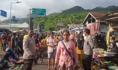 Polsubsektor-Pantar-Timur-Laksanakan-Patroli-dan-Pengamanan-Pasar-Tradisional-Bakalang