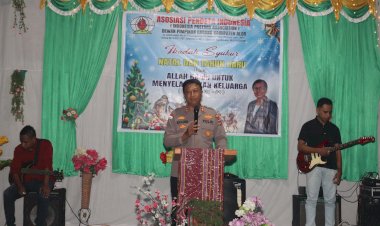 Kapolres-Alor-Hadiri-Syukuran-Natal-dan-Tahun-Baru-2026-di-GBI-Mawar-Saron-Lanbo