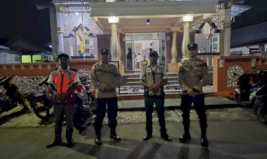 Polres-Alor-Amankan-Tarawih-di-Masjid-Istiqomah-dan-12-Masjid-Prioritas-Teluk-Mutiara