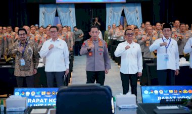 Polri-Siapkan-Rekayasa-Lalin-One-Way-hingga-Contraflow-saat-Arus-Mudik-Lebaran-2026