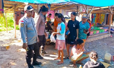 Patroli-dan-Pengamanan-Pasar-Maritaing,-Polsek-Alor-Timur-Imbau-Warga-Jaga-Kamtibmas