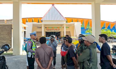 SATLANTAS-POLRES-ALOR-SOSIALISASIKAN-OPERASI-PATUH-TURANGGA-2026-KEPADA-PENGEMUDI-OJEK