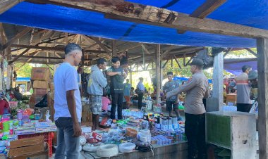 Polsek-Alor-Timur-Intensifkan-Patroli-dan-Sambang-di-Pasar-Maritaing,-Pastikan-Aktivitas-Masyarakat-Berjalan-Aman
