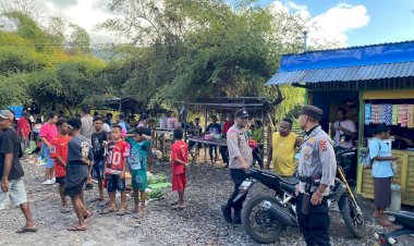 Polsek-Alor-Timur-Intensifkan-Patroli-Pasar,-Ciptakan-Rasa-Aman-bagi-Pedagang-dan-Pengunjung