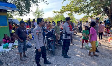 Polsek-Alor-Timur-Intensifkan-Patroli-dan-Sambang-di-Pasar-Maritaing,-Wujudkan-Rasa-Aman-bagi-Masyarakat
