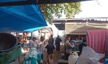 Polsek-Pantar-Intensifkan-Patroli-Dialogis-dan-Pengamanan-Pasar-Kabir,-Wujudkan-Kamtibmas-Aman-dan-Kondusif