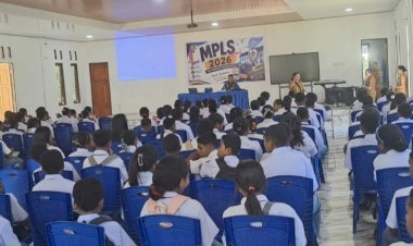 Polres-Alor-Sosialisasikan-NTT-Zero-TPPO-kepada-Siswa-Baru,-Tanamkan-Kesadaran-Digital-Sejak-Dini