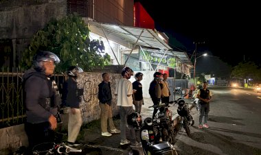 Tim-URC-Satreskrim-Polres-Alor-Intensifkan-Patroli-Malam-dan-Sambang-Kamtibmas,-Cegah-3C-serta-Antisipasi-Tawuran-Remaja