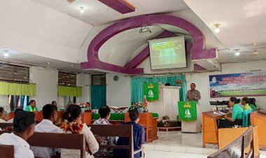 Minggu-Kasih-di-Gereja-Adang-Buom,-Wakapolres-Alor-Ajak-Masyarakat-Bersinergi-Jaga-Kamtibmas