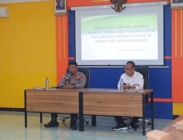 Polres Alor dan Kejari Alor Gelar Sosialisasi KUHP dan KUHAP Baru Untuk Tingkatkan Akselerasi Penyidik dengan Jaksa dalam Penangangan Tindak Pidana di Kabupaten Alor