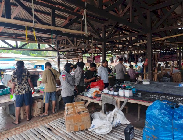 Polsek Alor Barat Daya Tingkatkan Pengamanan Pasar Moru, Tegaskan Larangan Judi dan Miras
