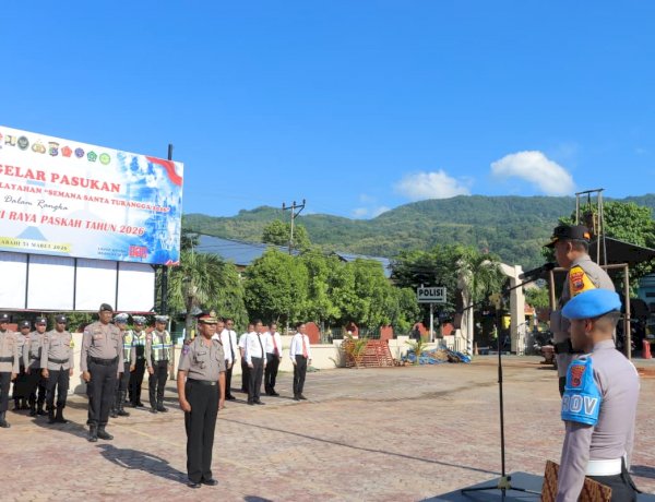Kapolres Alor Pimpin Upacara Korps Raport Kenaikan Pangkat Pengabdian