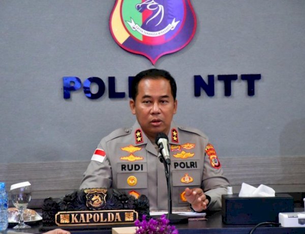 Kapolda NTT Apresiasi Pengungkapan 11 Juta Batang Rokok llegal oleh Polres Belu dan Bea Cukai Atambua